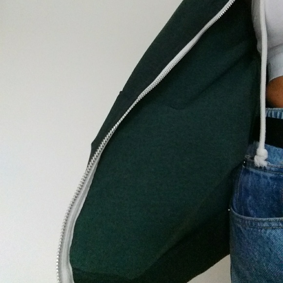 H&M Hunter Green Hoodie - Picture 4 of 4